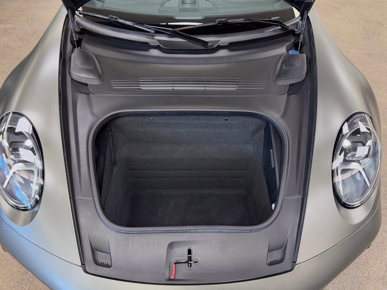 Used 2021 Porsche 911 image 57