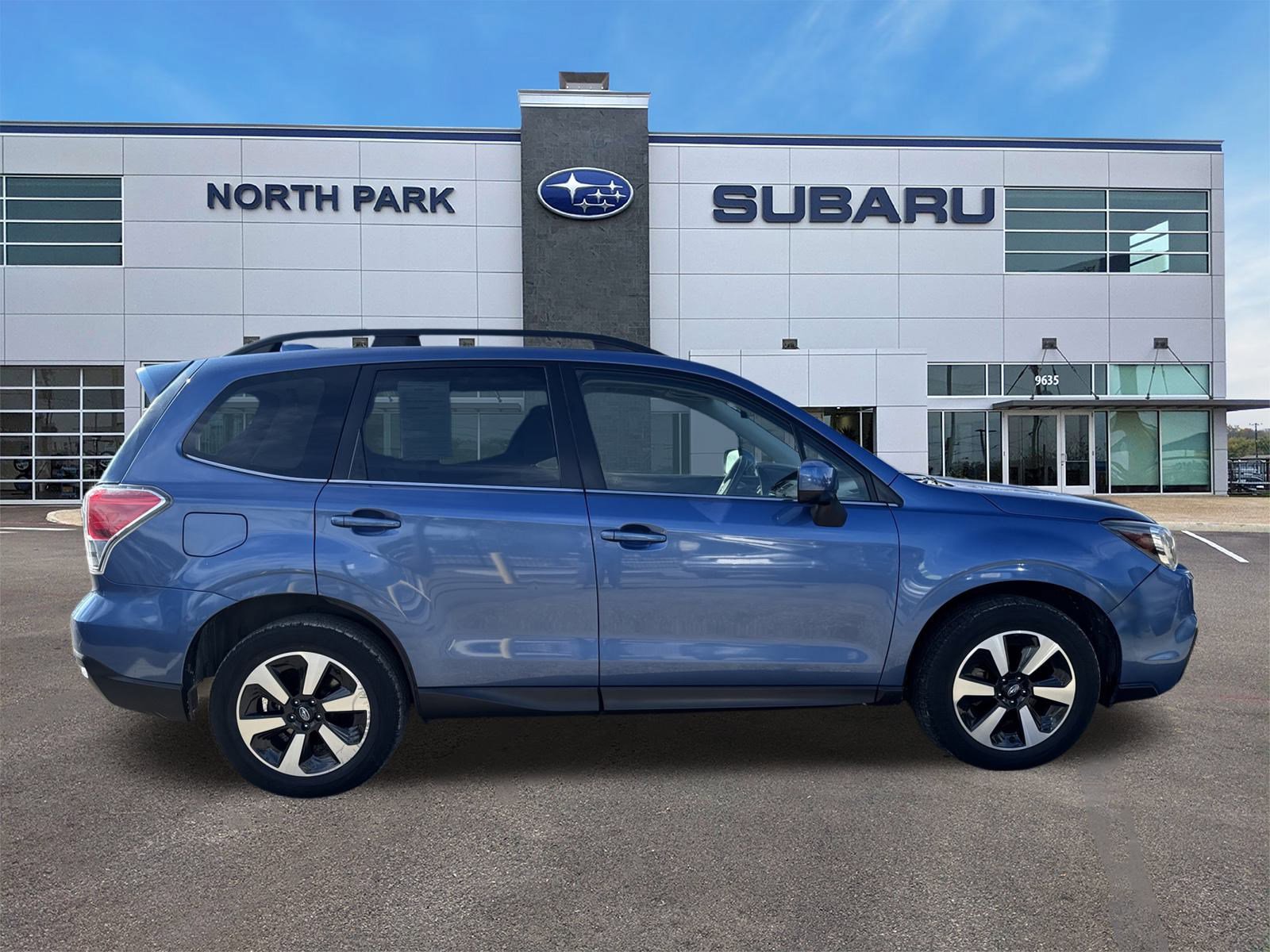 Used 2018 Subaru Forester 2.5i Limited image 2