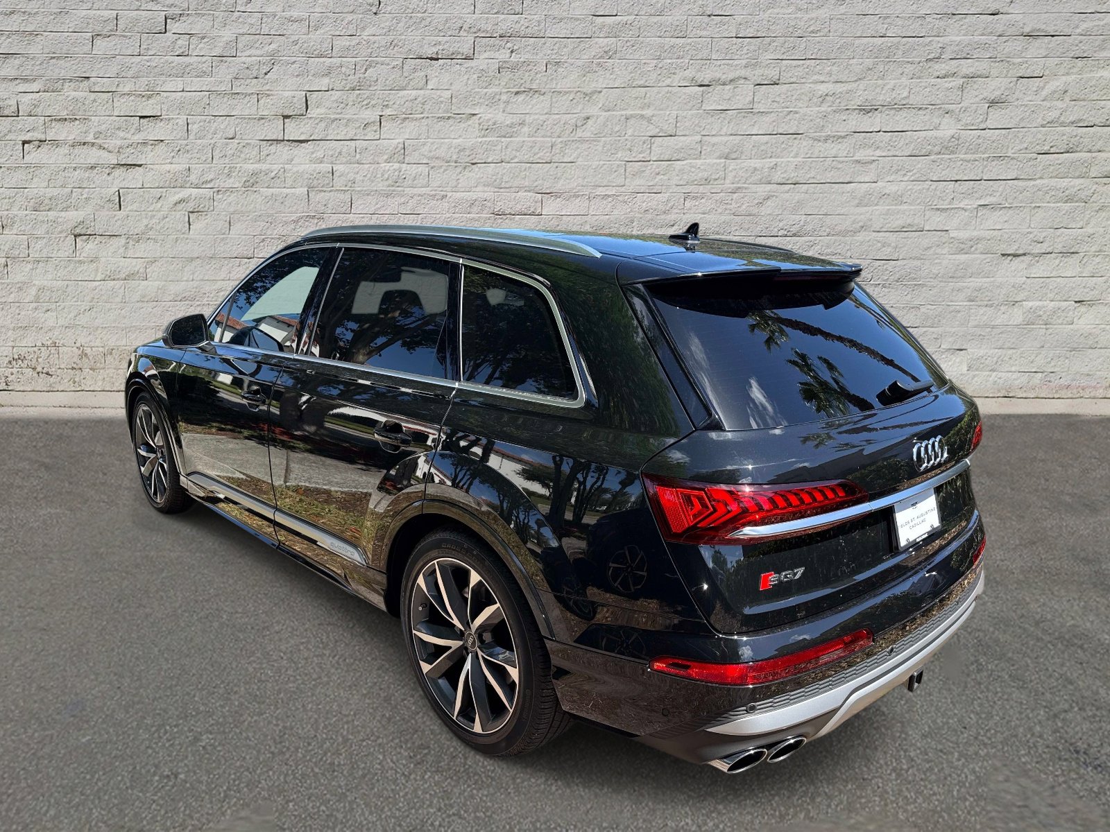 Used 2023 Audi SQ7 Prestige w/ Prestige Package AWD/4WD image 7