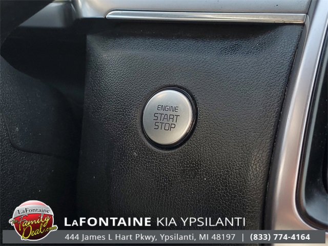 Used 2023 Kia Sorento EX image 19