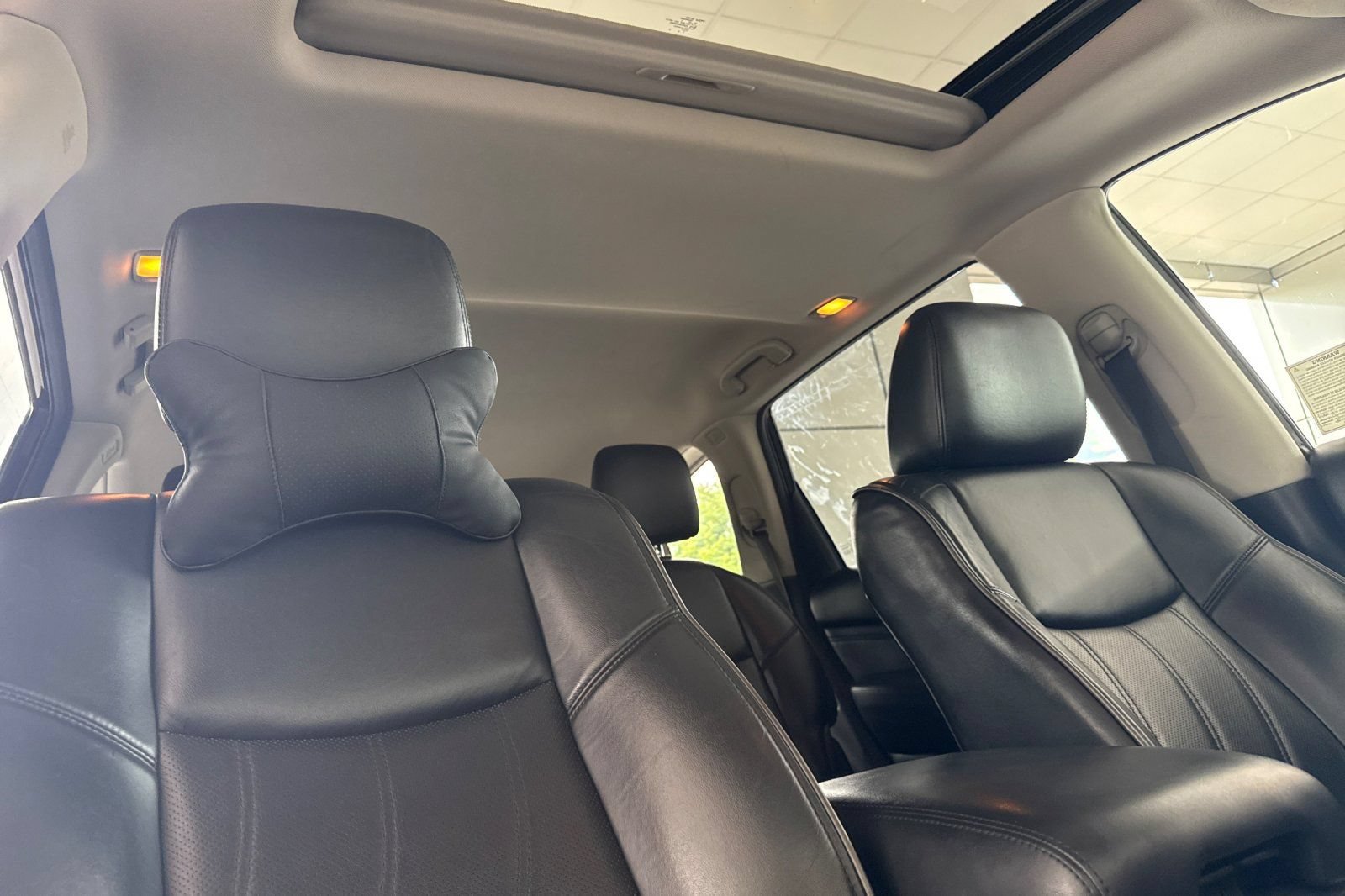 Used 2015 INFINITI QX60 Luxe w/ Premium Plus Package AWD/4WD image 21