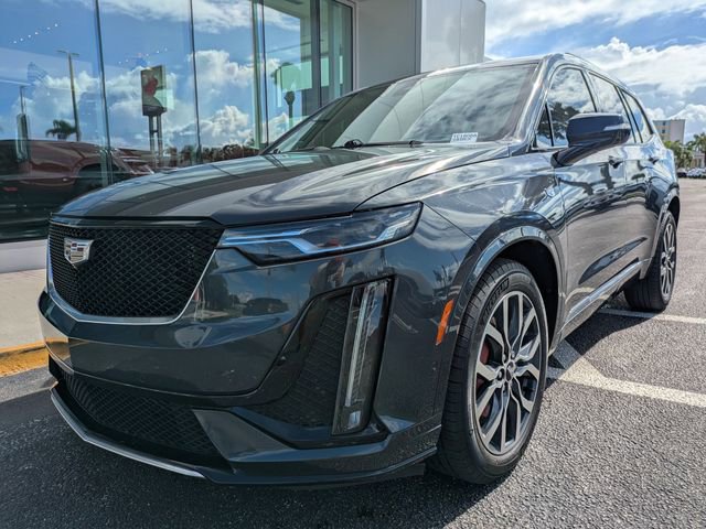 Used 2023 Cadillac XT6 Sport w/ Technology Package image 8