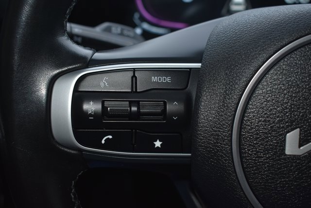 Used 2023 Kia Sportage EX image 19