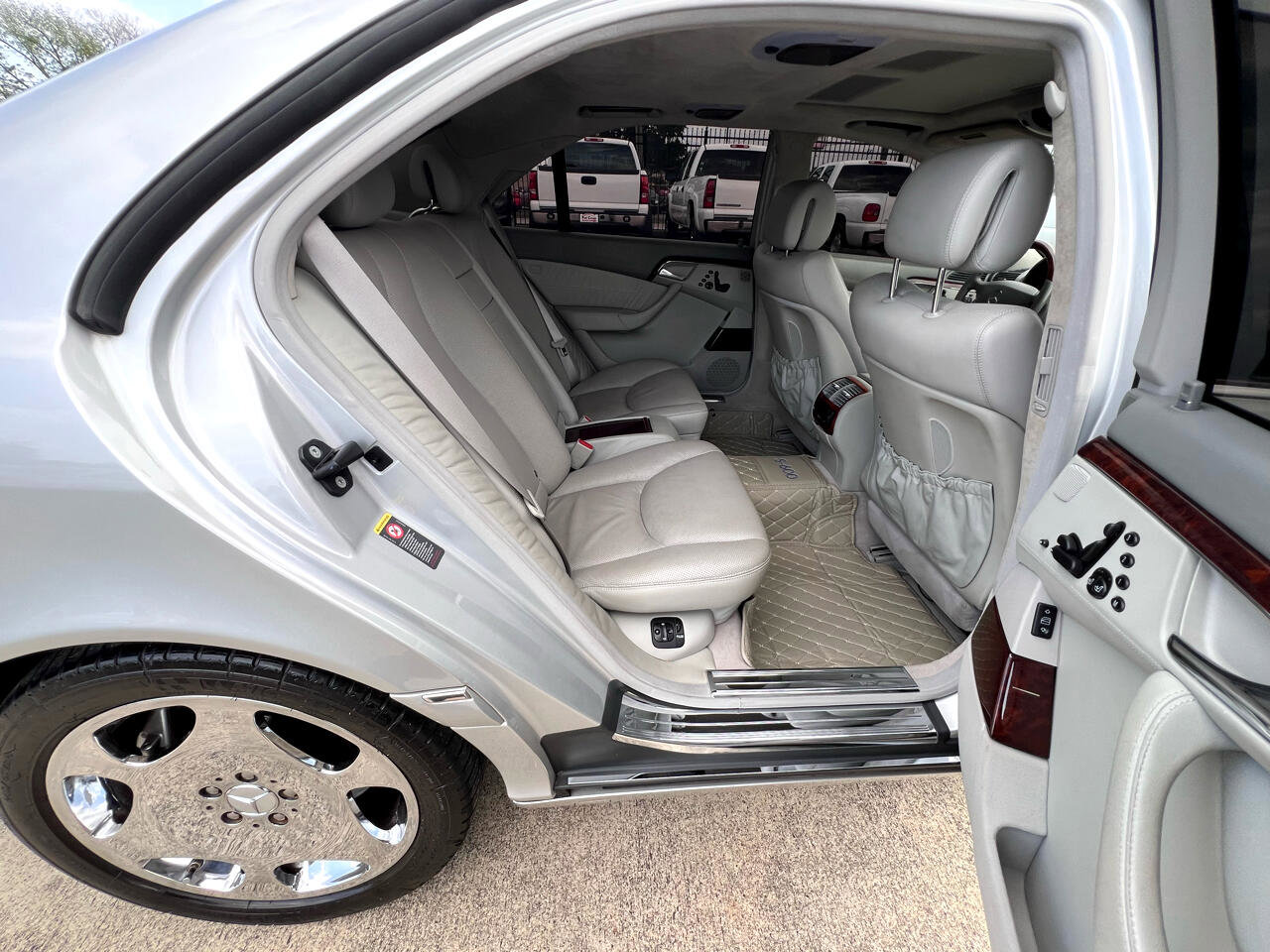 Used 2005 Mercedes-Benz S 600 image 33