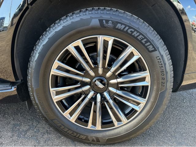 Used 2026 Cadillac Escalade IQL Sport 1 AWD/4WD image 17