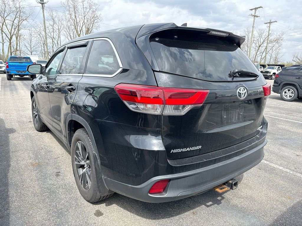 Used 2019 Toyota Highlander Plus image 2