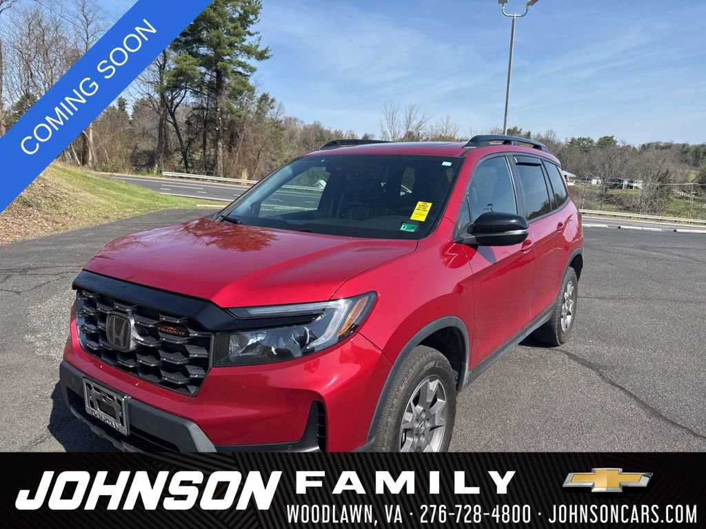Used 2023 Honda Passport TrailSport image 3