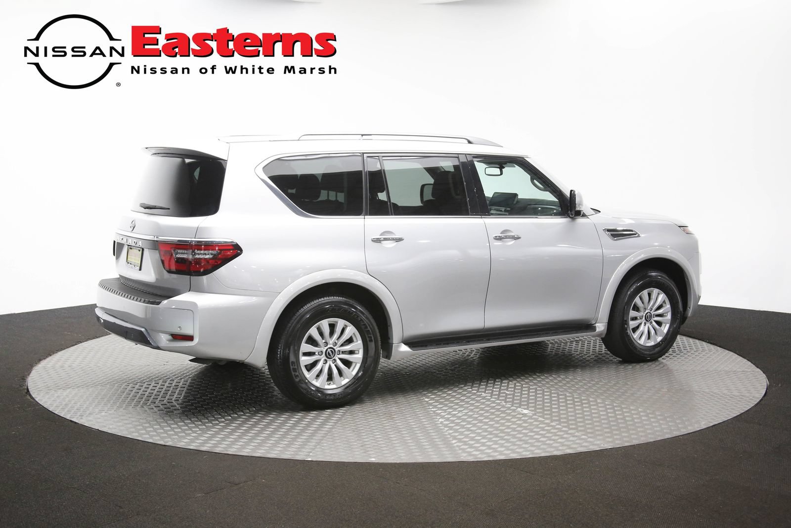 Used 2023 Nissan Armada SV AWD/4WD image 43