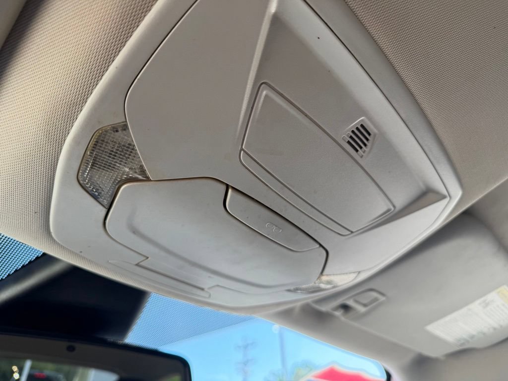 Used 2019 Ford Escape SEL w/ Ford Safe & Smart Package AWD/4WD image 10