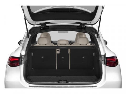 Used 2023 Mercedes-Benz GLC 300 4MATIC image 11