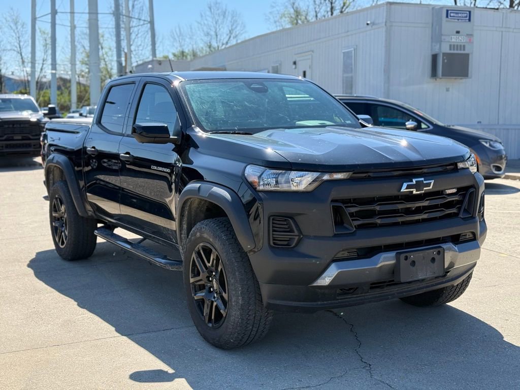 Used 2023 Chevrolet Colorado Trail Boss w/ Technology Package image 4