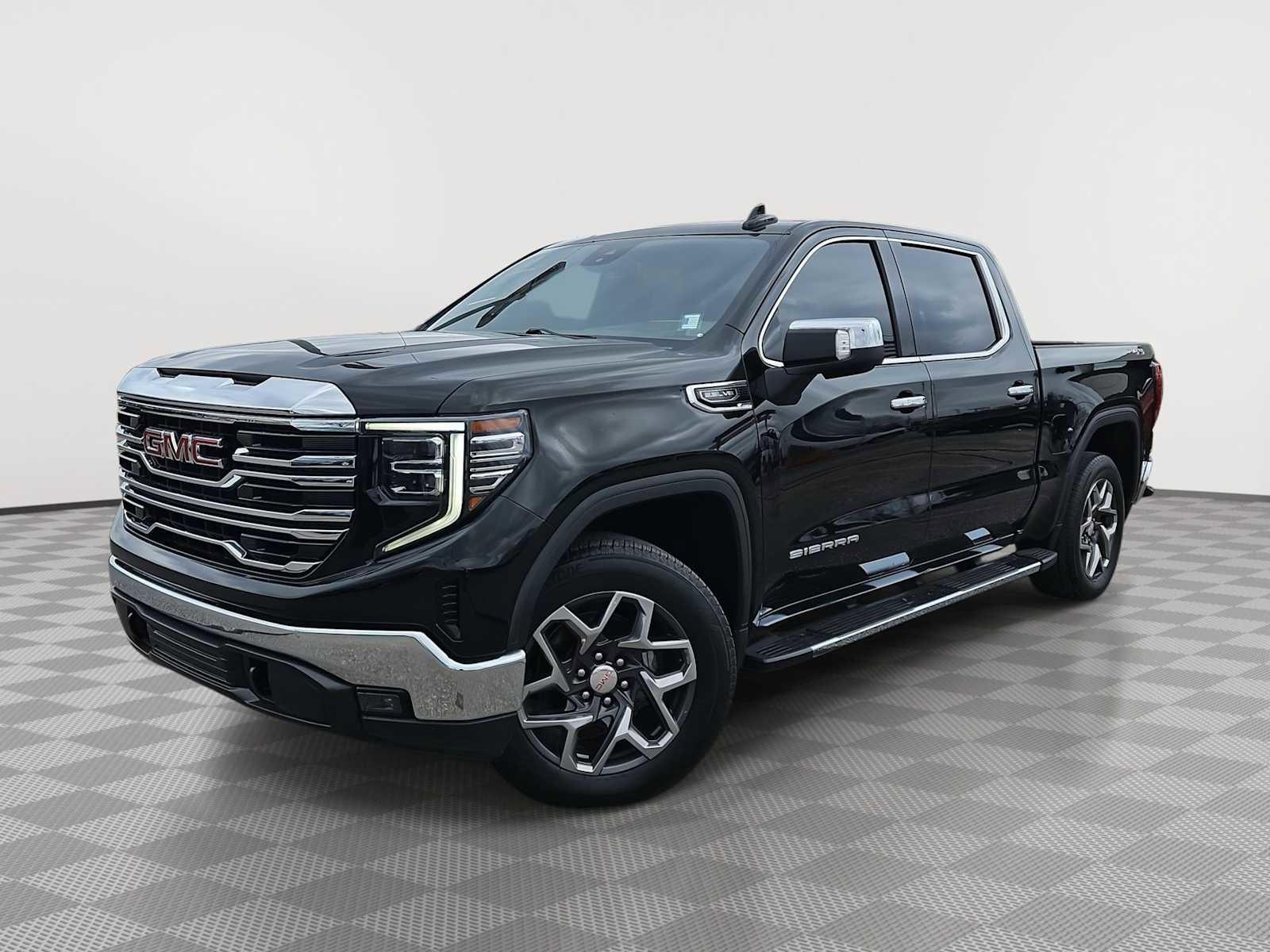 Certified 2023 GMC Sierra 1500 SLT w/ SLT Premium Package image 1