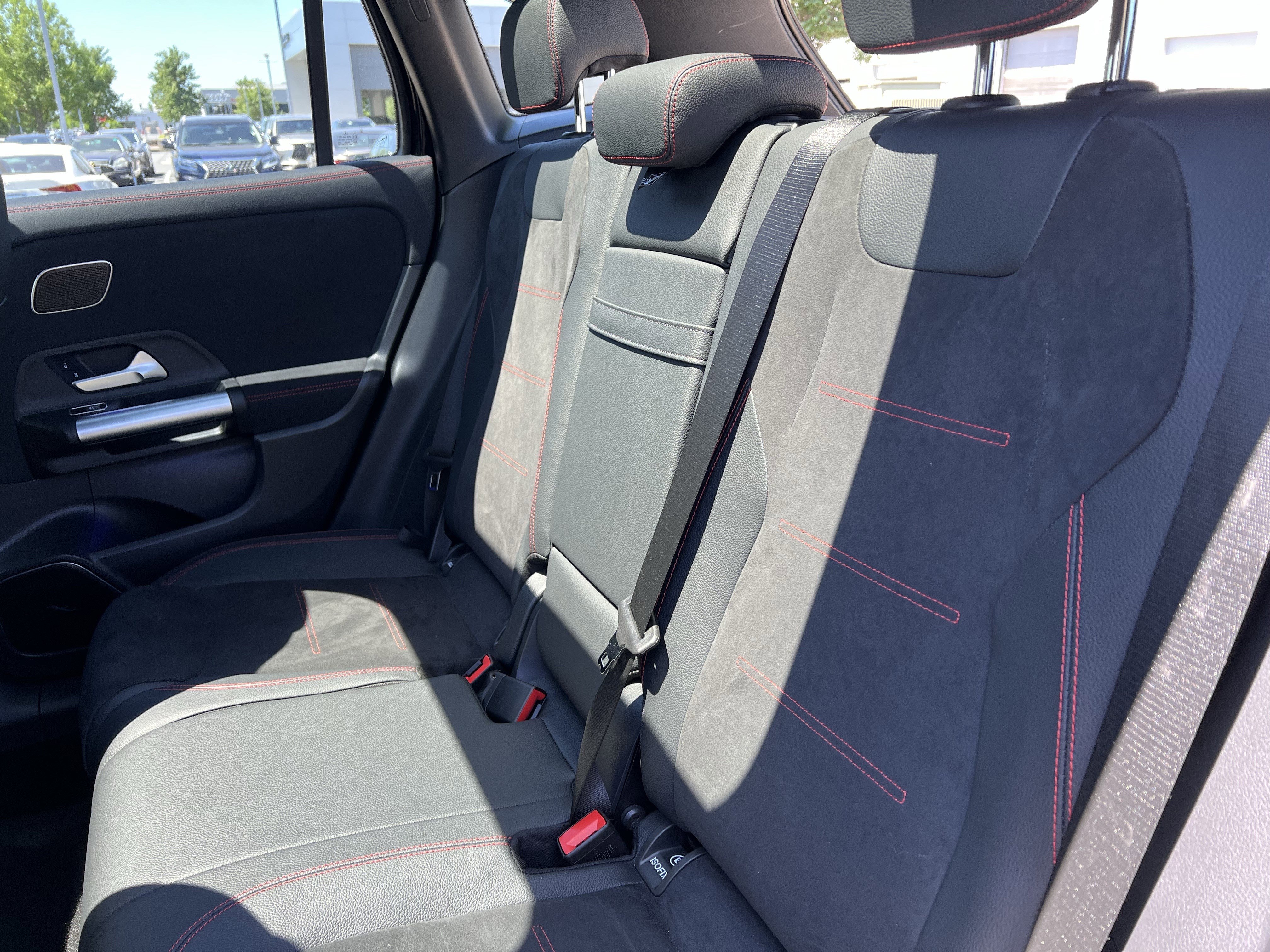 Certified 2025 Mercedes-Benz GLA 250 image 32