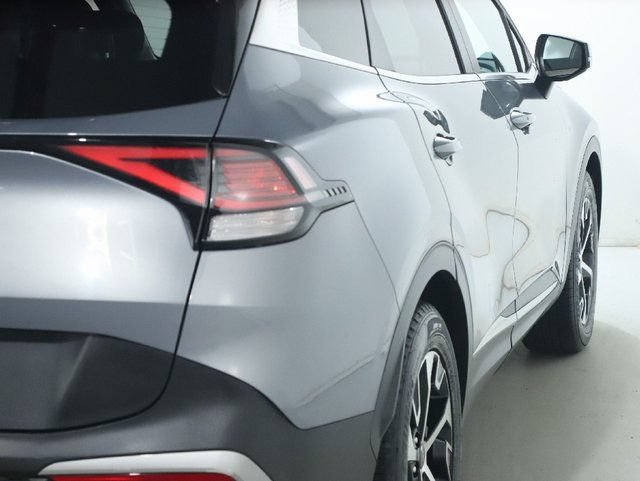 Used 2023 Kia Sportage EX FWD image 45