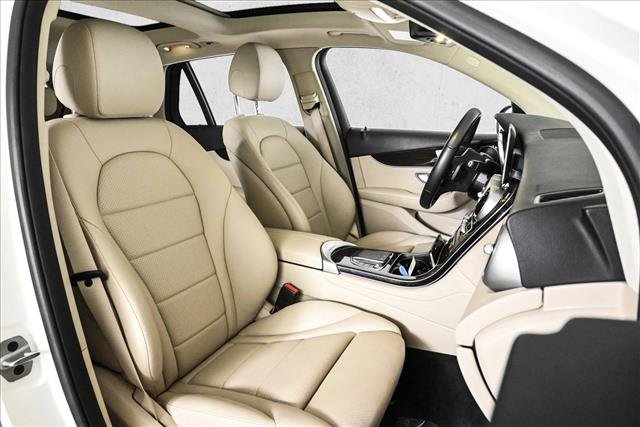Certified 2022 Mercedes-Benz GLC 300 4MATIC image 23