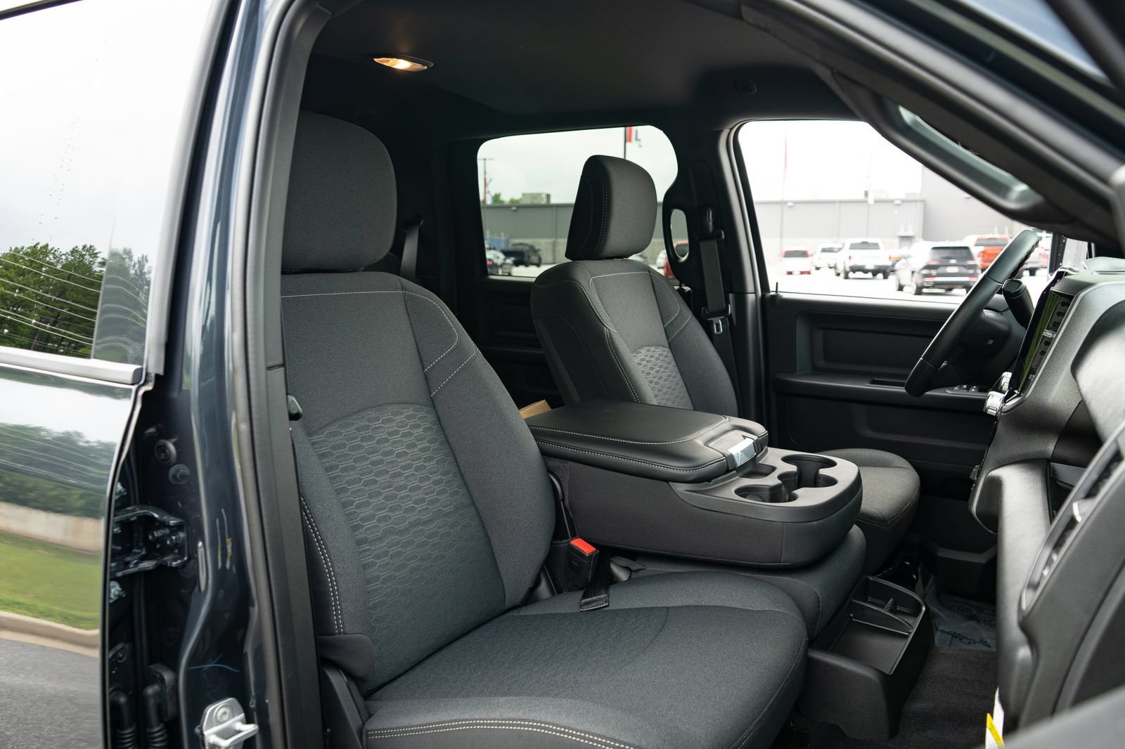 New 2026 RAM 2500 Warlock AWD/4WD image 22