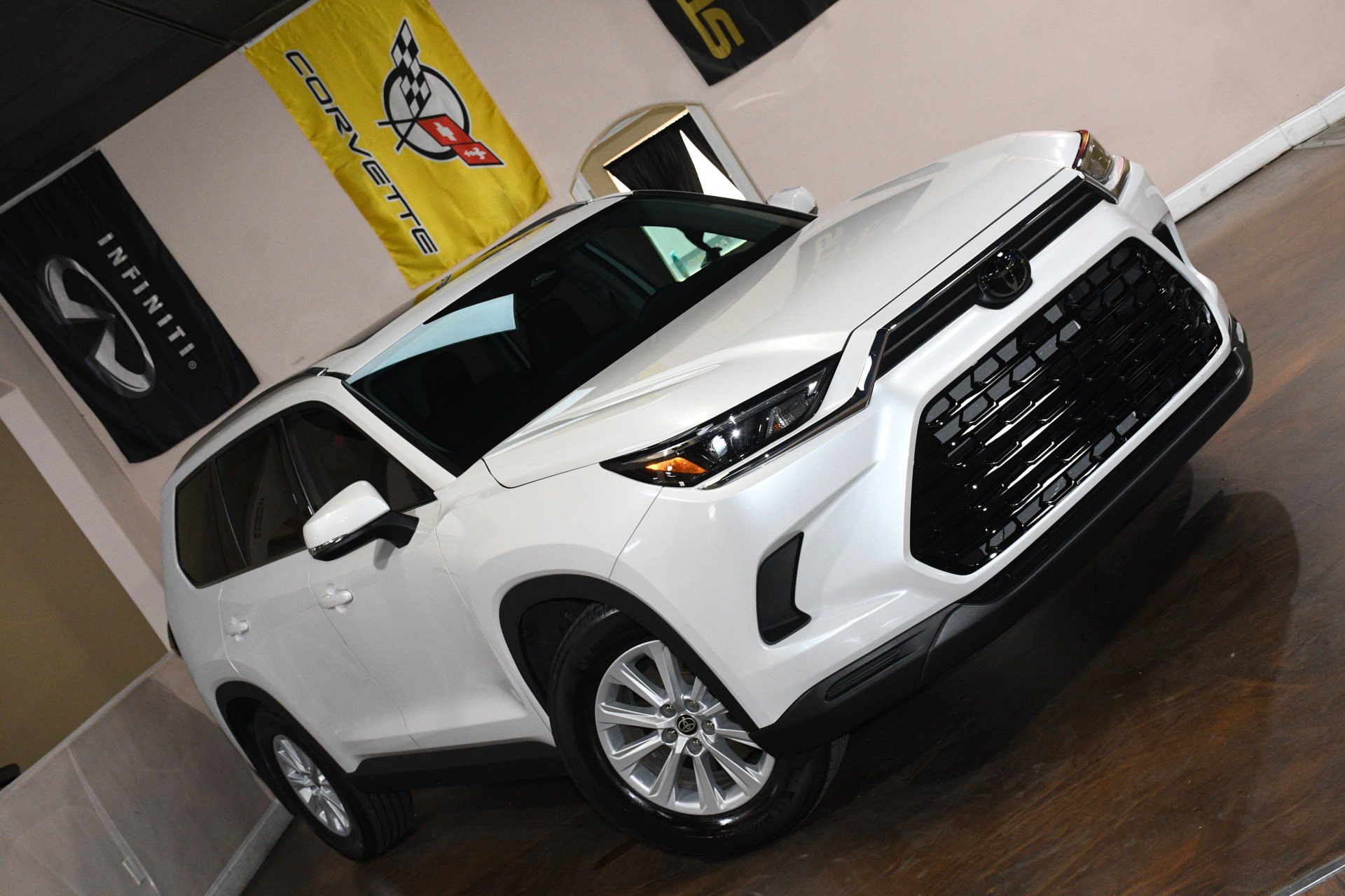 Used 2024 Toyota Grand Highlander FWD image 77