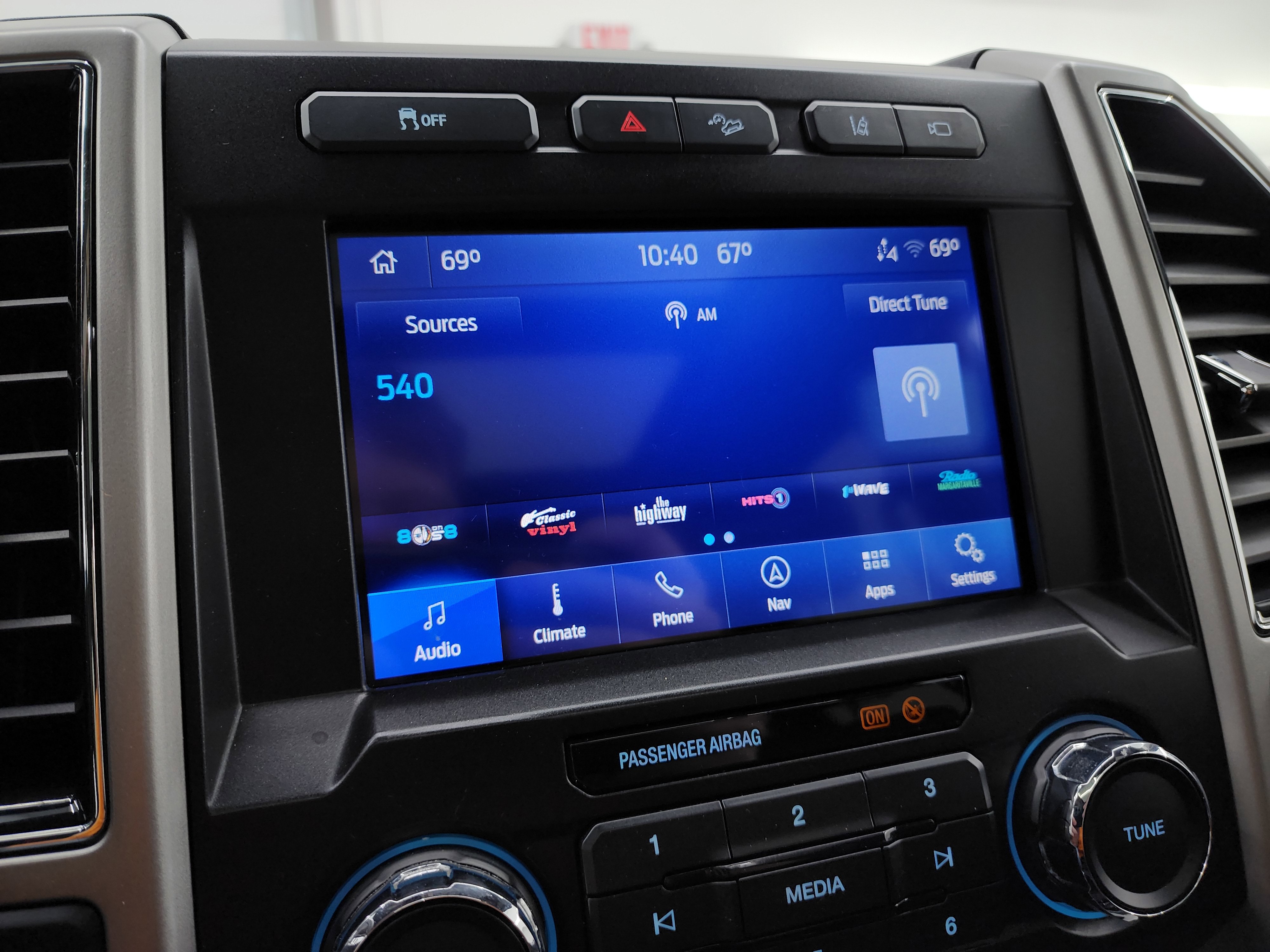 Used 2021 Ford F350 Lariat w/ Lariat Ultimate Package AWD/4WD image 56