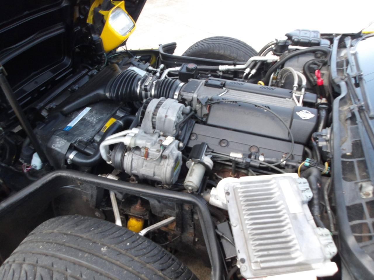Used 1996 Chevrolet Corvette Coupe RWD image 21