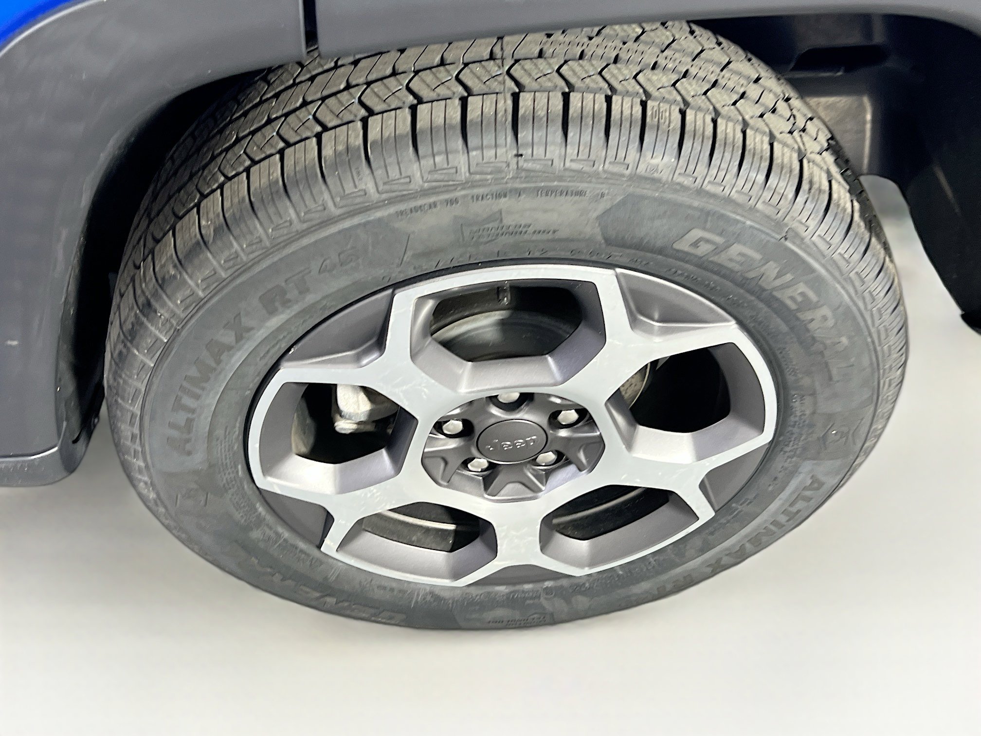 Used 2022 Jeep Compass Trailhawk w/ Trailhawk Elite Group image 32