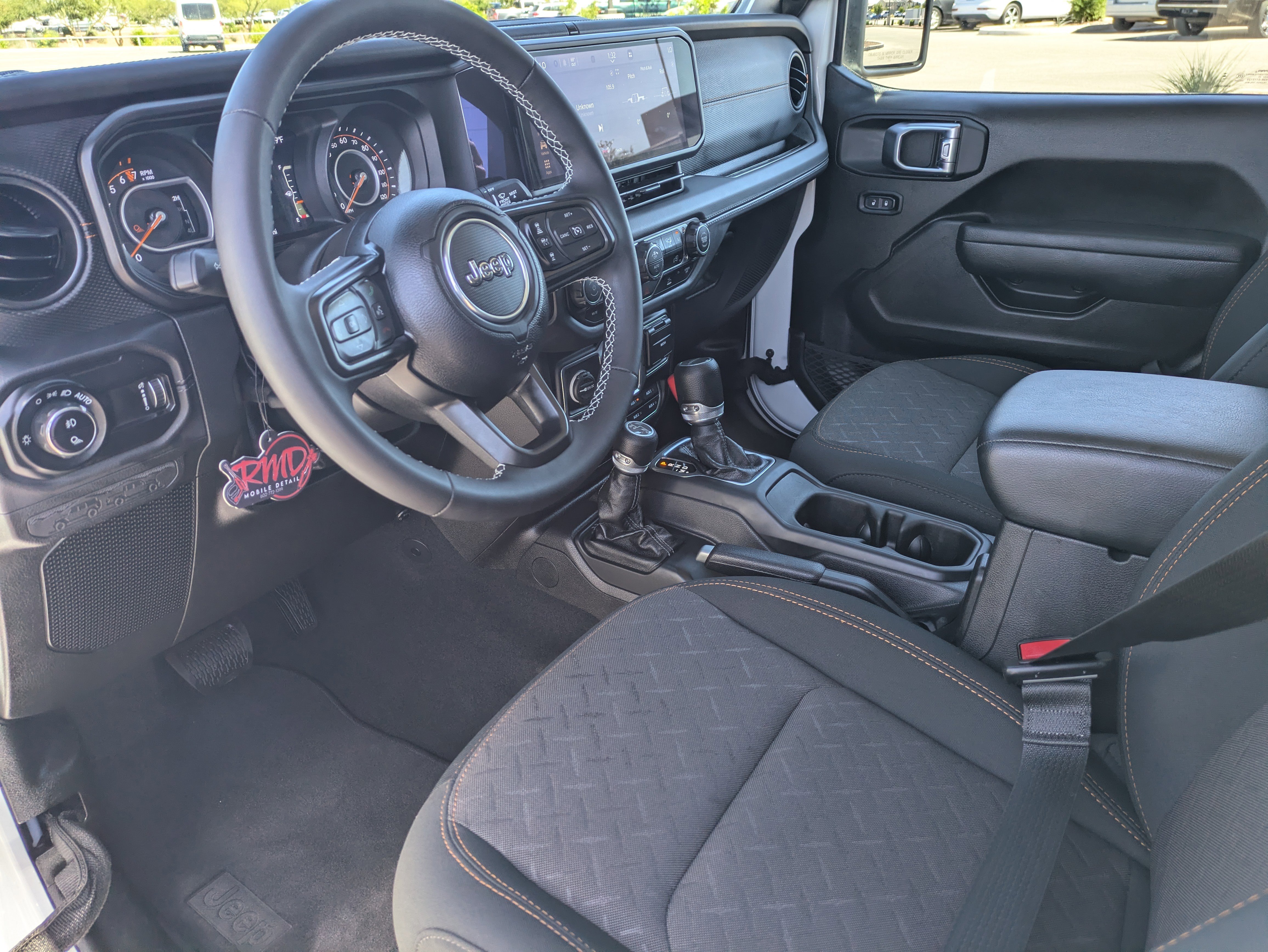 Used 2025 Jeep Gladiator Mojave image 23