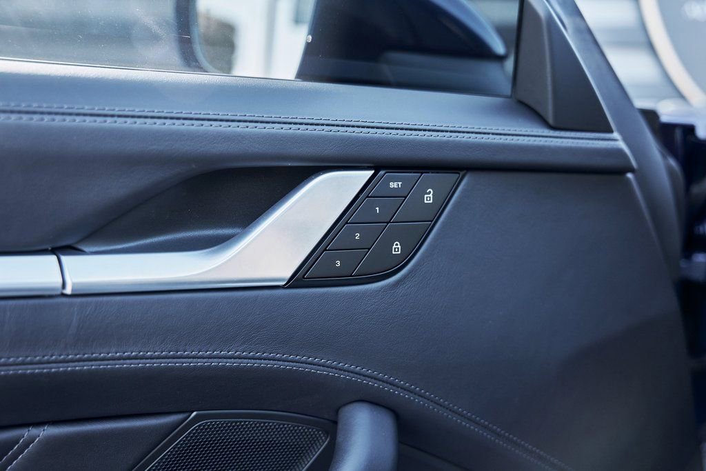 Used 2024 Porsche 911 Turbo AWD/4WD image 30