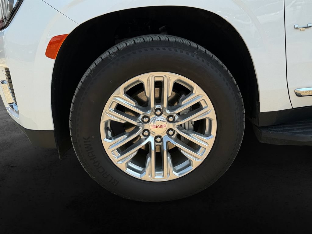 Used 2024 GMC Yukon SLT AWD/4WD image 13