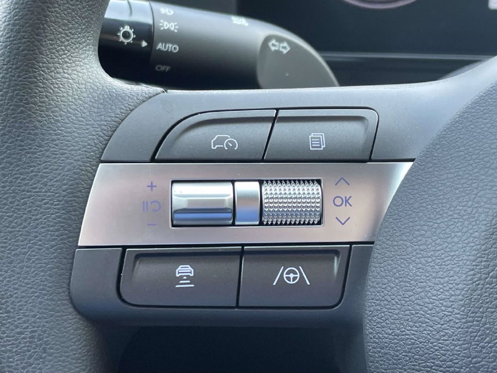 New 2026 Hyundai Kona SE FWD image 19