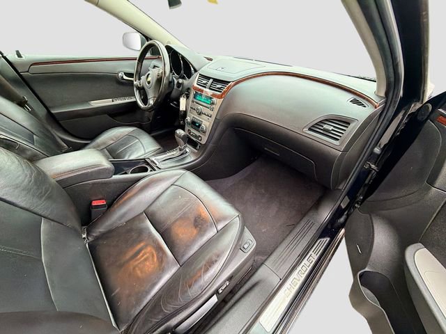 Used 2010 Chevrolet Malibu LTZ image 24
