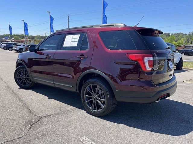 Certified 2019 Ford Explorer XLT w/ Equipment Group 202A FWD image 5