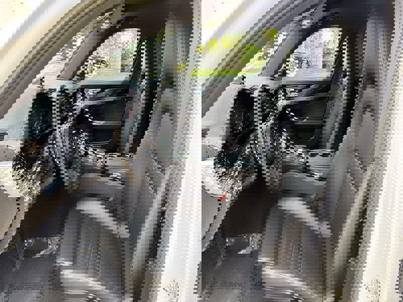 Used 2021 Porsche Panamera 4 image 24