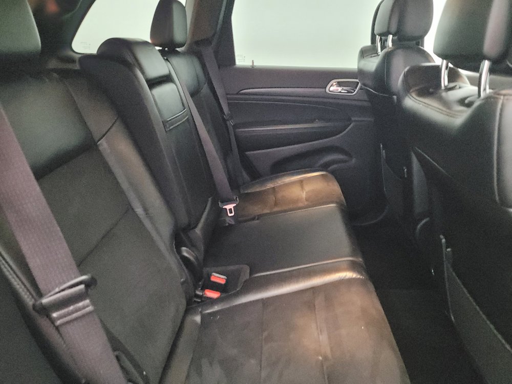 Used 2021 Jeep Grand Cherokee Laredo X image 19