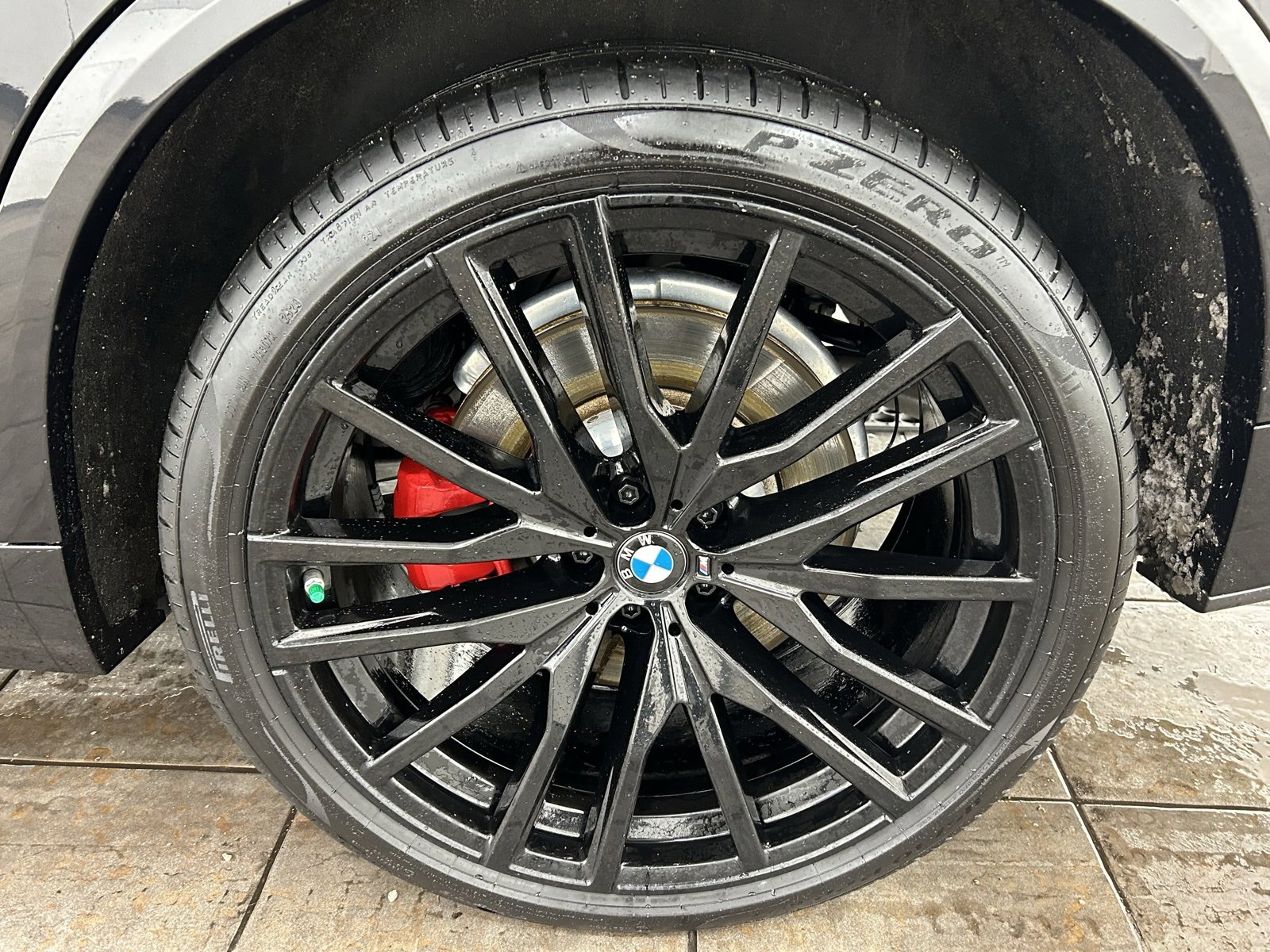 Used 2025 BMW X5 M60i image 37