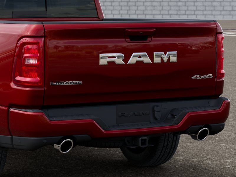 New 2026 RAM 1500 Laramie AWD/4WD image 14
