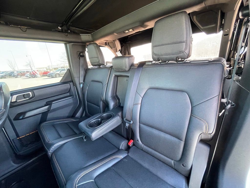 Used 2024 Ford Bronco Badlands image 26
