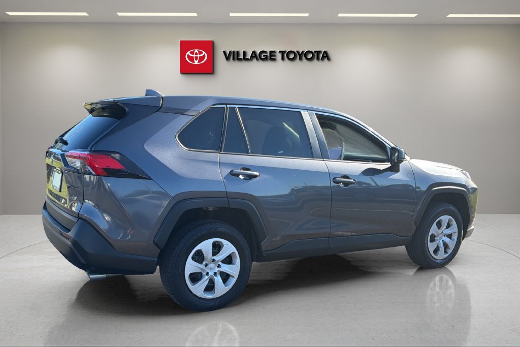Certified 2024 Toyota RAV4 LE FWD image 5