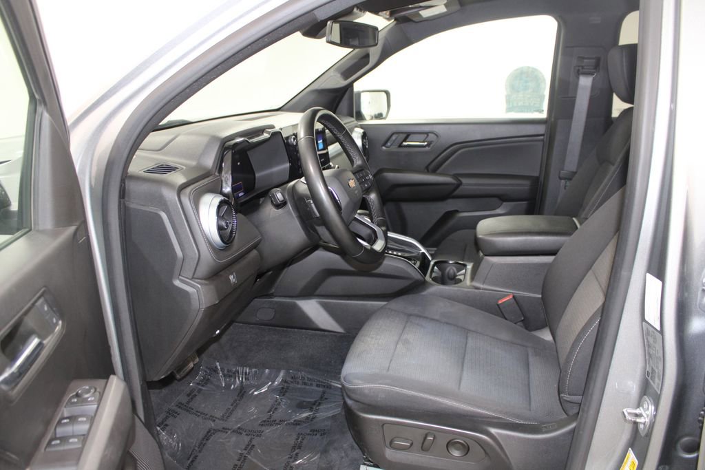 Used 2023 Chevrolet Colorado LT image 22