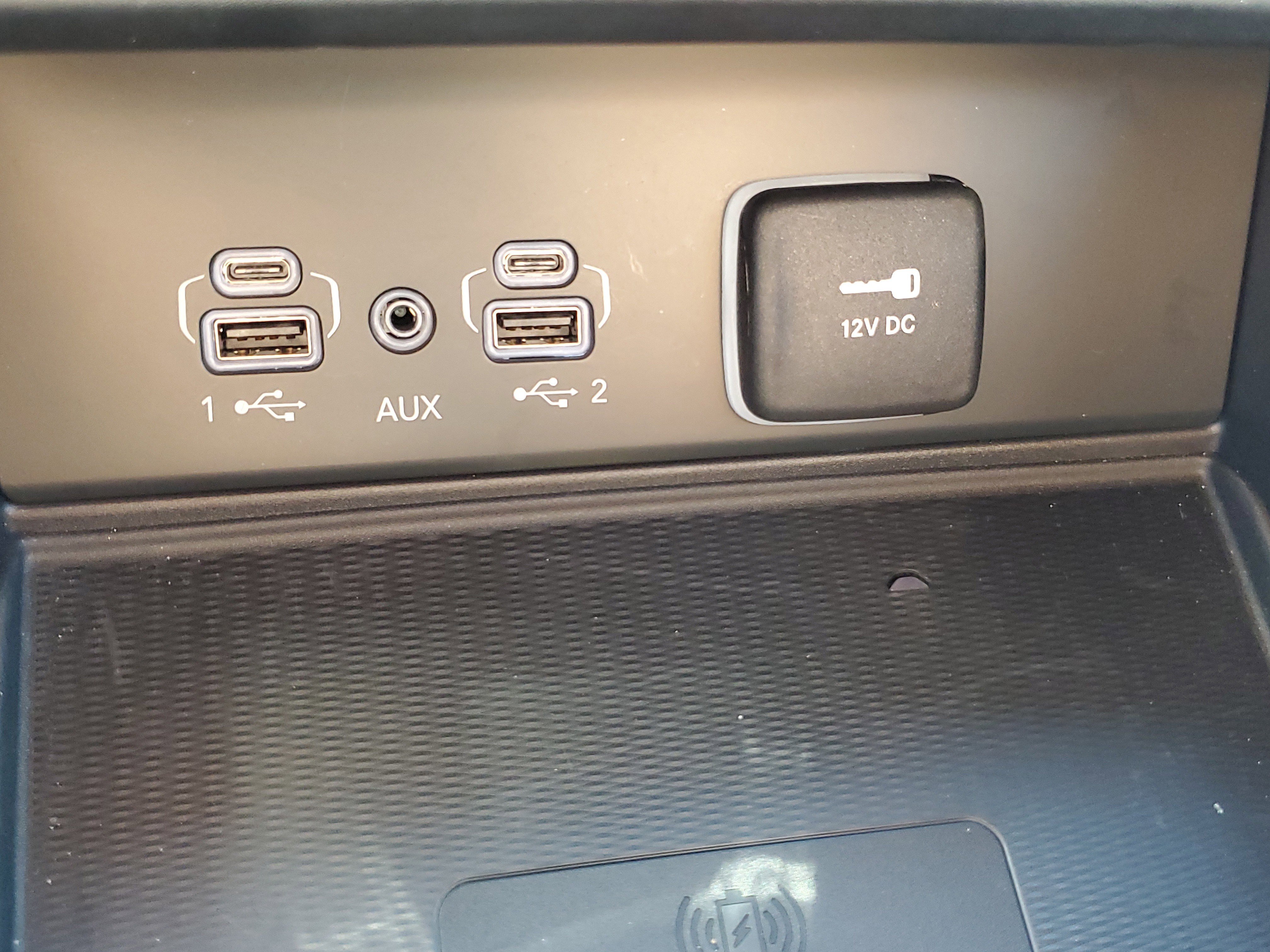 Used 2025 Jeep Grand Cherokee L Limited w/ Luxury Tech Group II image 24