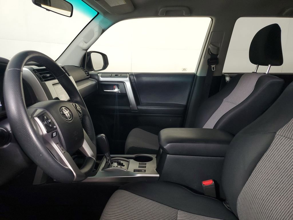 Used 2018 Toyota 4Runner SR5 RWD image 20