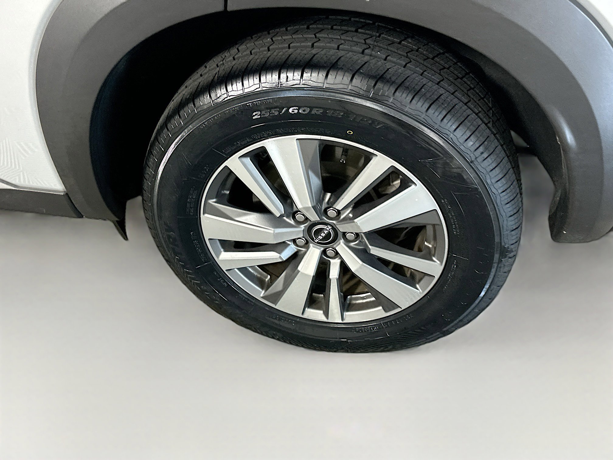 Used 2023 Nissan Pathfinder SV AWD/4WD image 11