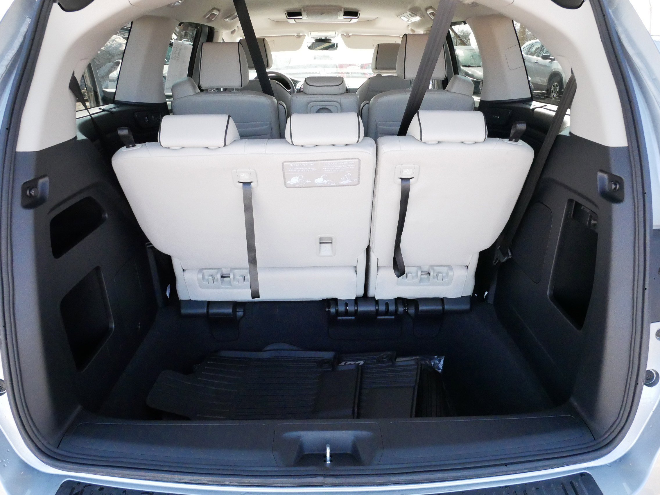 Certified 2026 Honda Odyssey Touring image 18