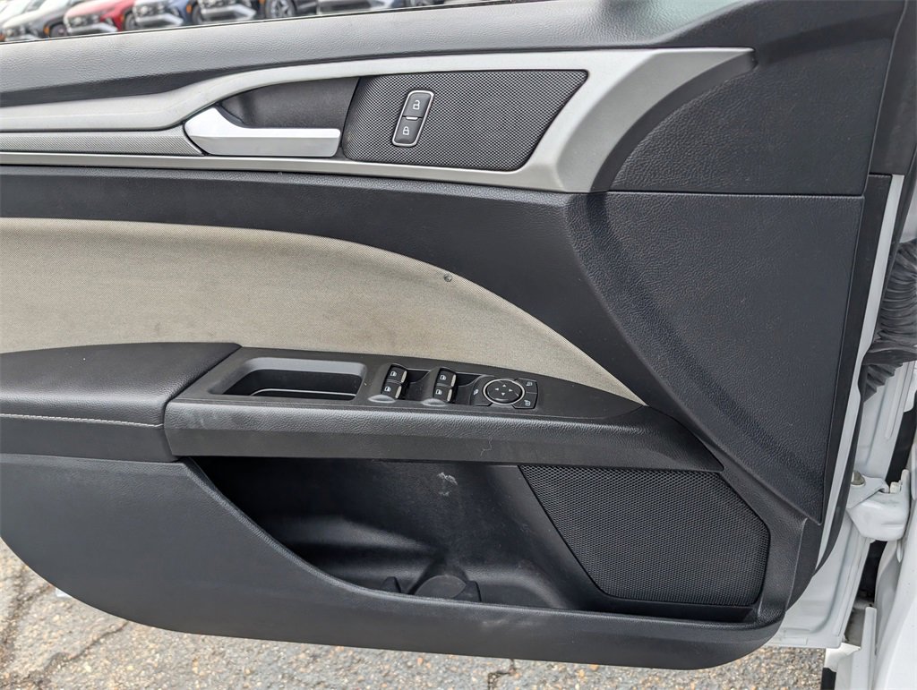 Used 2019 Ford Fusion S image 21