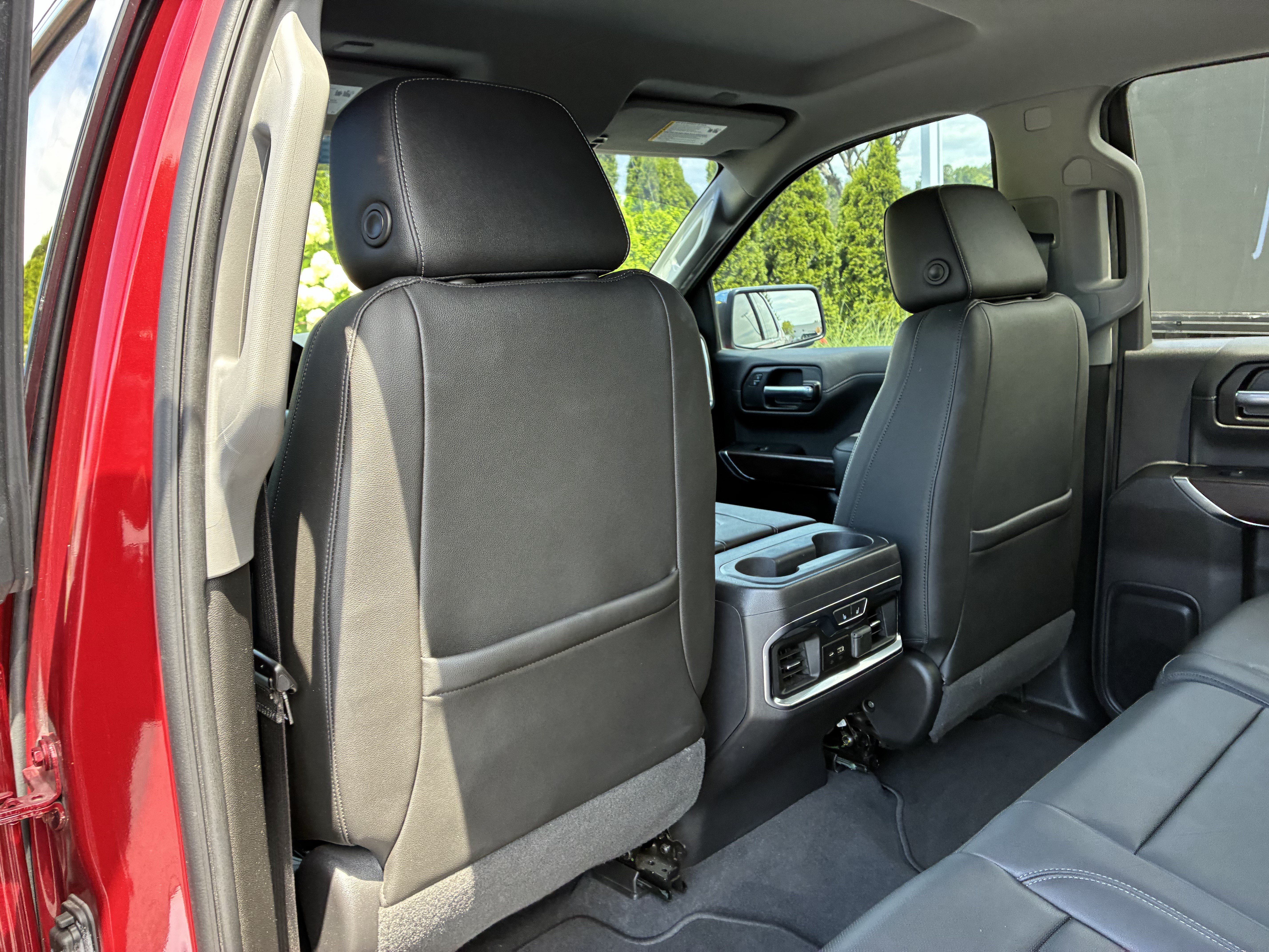 Used 2019 GMC Sierra 1500 SLT w/ SLT Premium Package AWD/4WD image 16