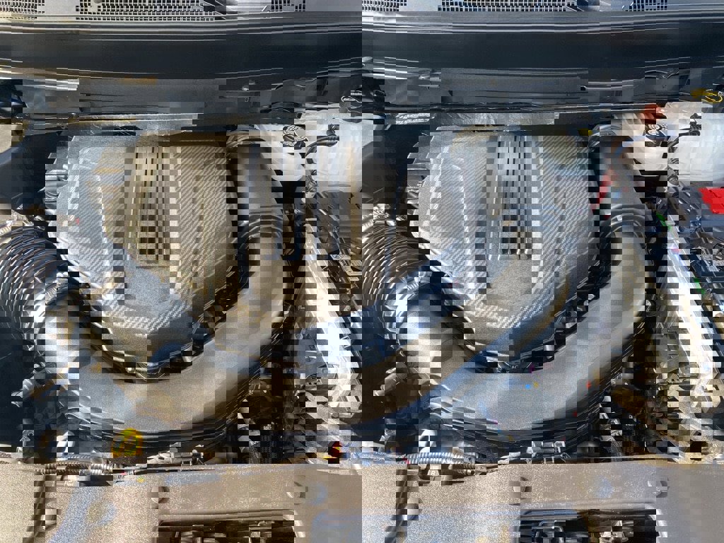 Used 2025 GMC Acadia Elevation image 14