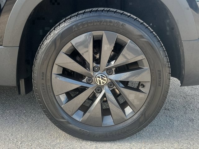 Used 2023 Volkswagen Taos S FWD image 9