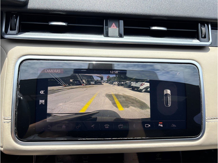 Used 2020 Land Rover Range Rover Velar R-Dynamic S AWD/4WD image 33