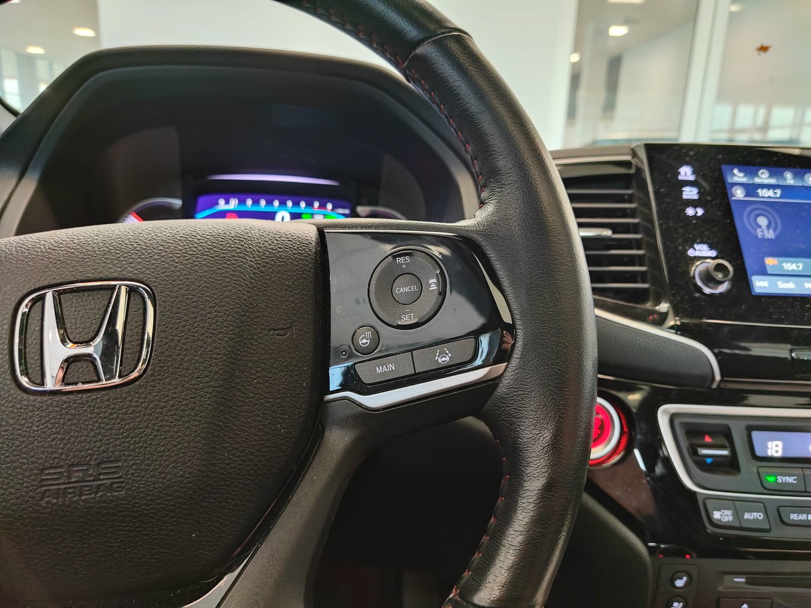 Used 2021 Honda Pilot Elite image 16