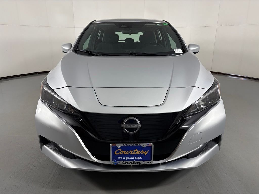 Used 2025 Nissan Leaf S FWD image 4