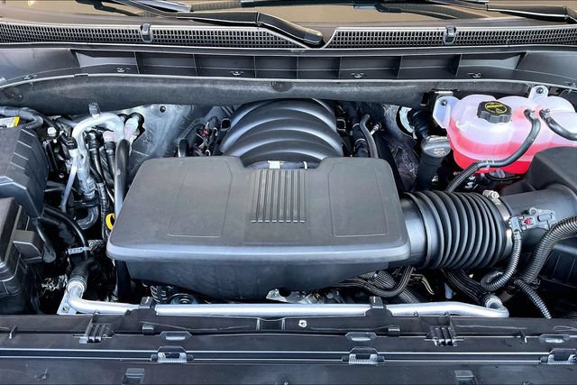 New 2026 Cadillac Escalade Sport w/ LPO, ONYX Package AWD/4WD image 12