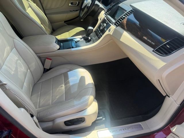 Used 2013 Ford Taurus Limited FWD image 16